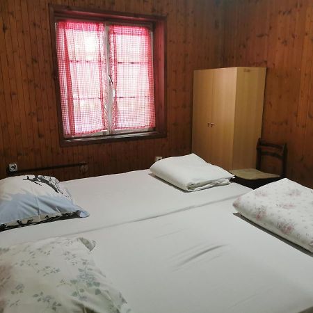 Great Mountain B&B Platak ภายนอก รูปภาพ