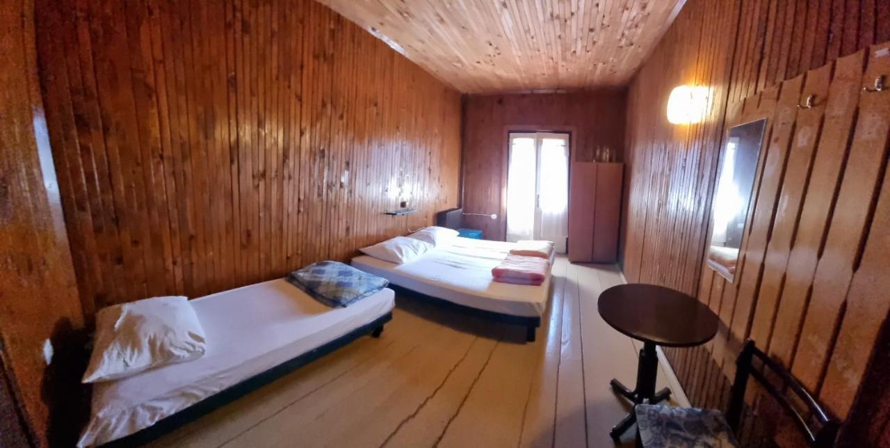 Great Mountain B&B Platak ภายนอก รูปภาพ
