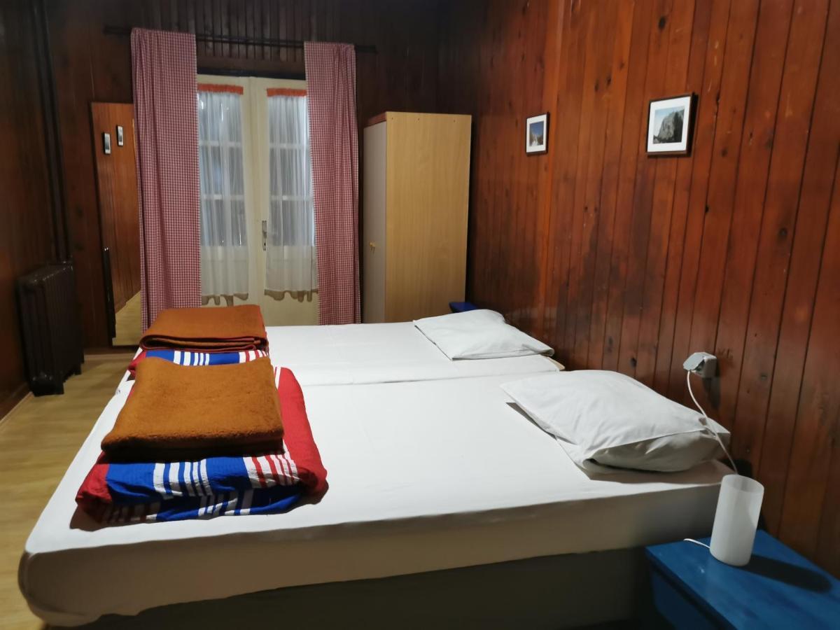 Great Mountain B&B Platak ภายนอก รูปภาพ