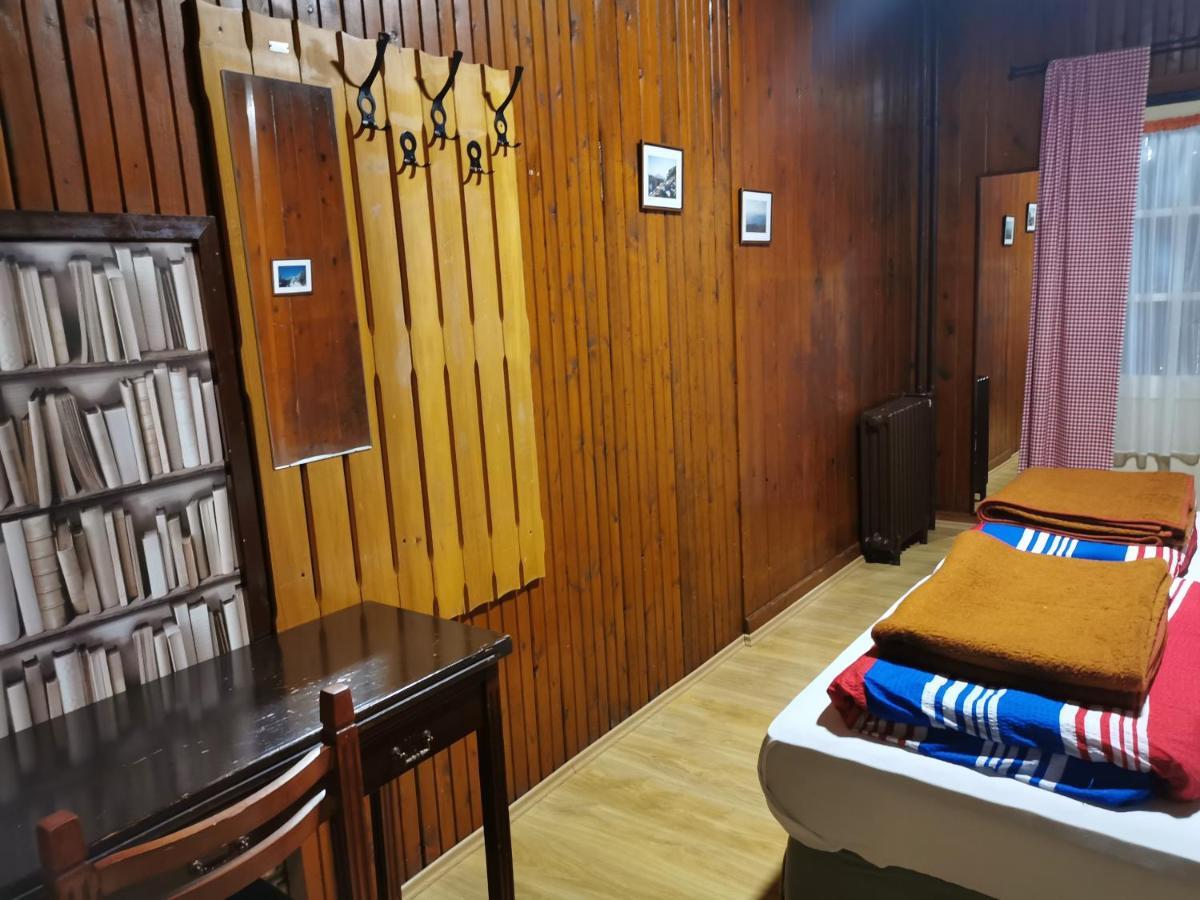 Great Mountain B&B Platak ภายนอก รูปภาพ